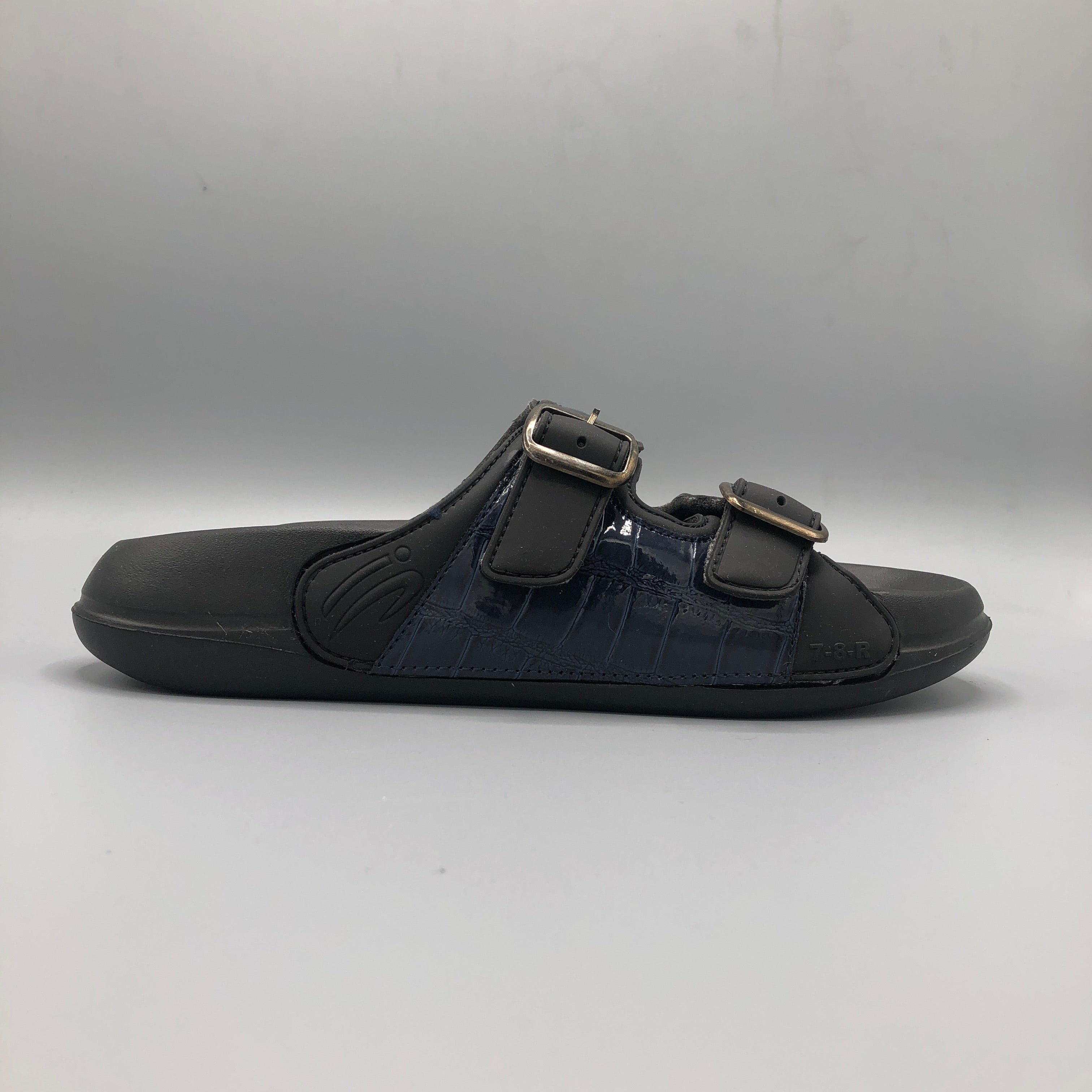 Black , Pair of LEAP Atlas grey slippers