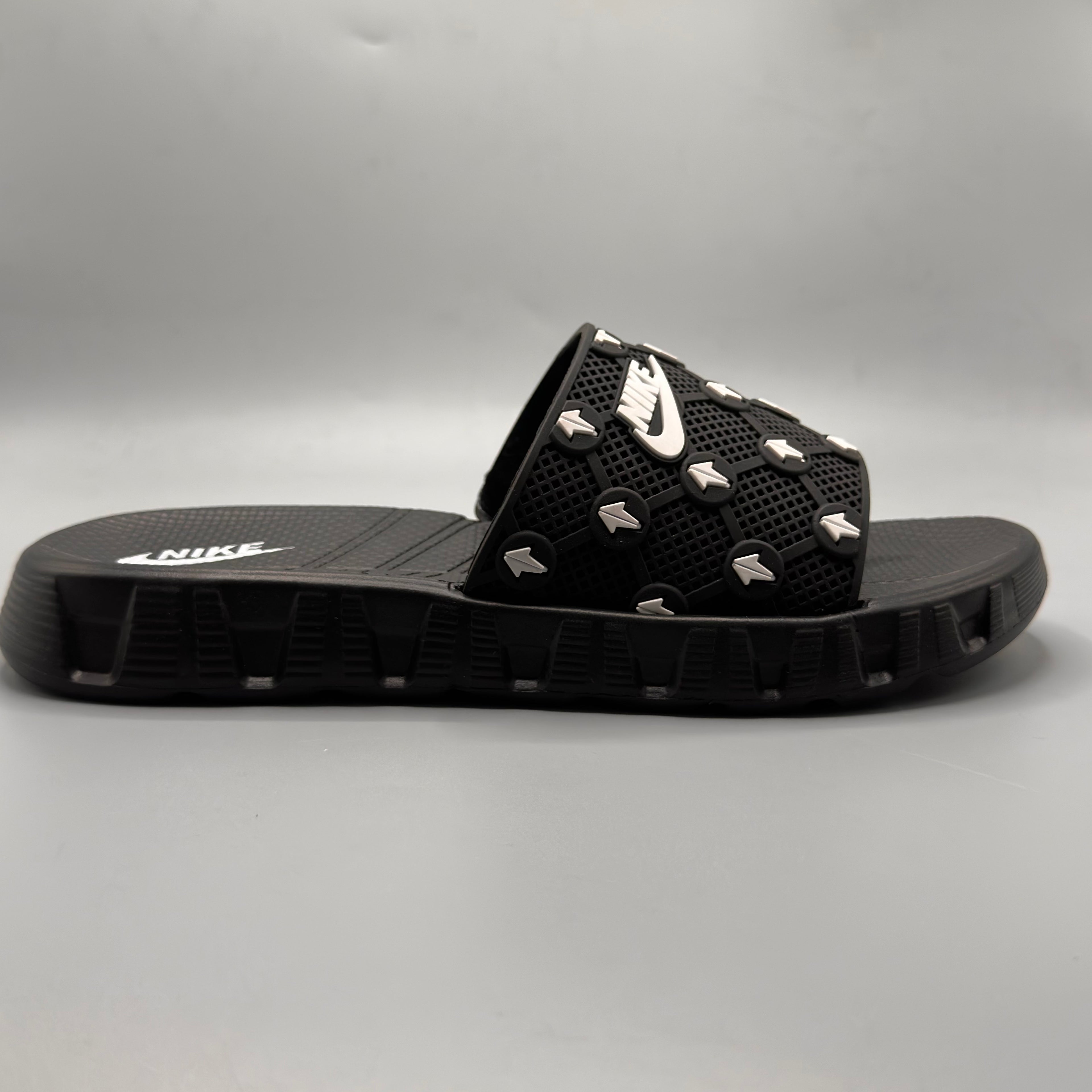 Black , Summer Athletic Slides for Men with breathable open-toe design